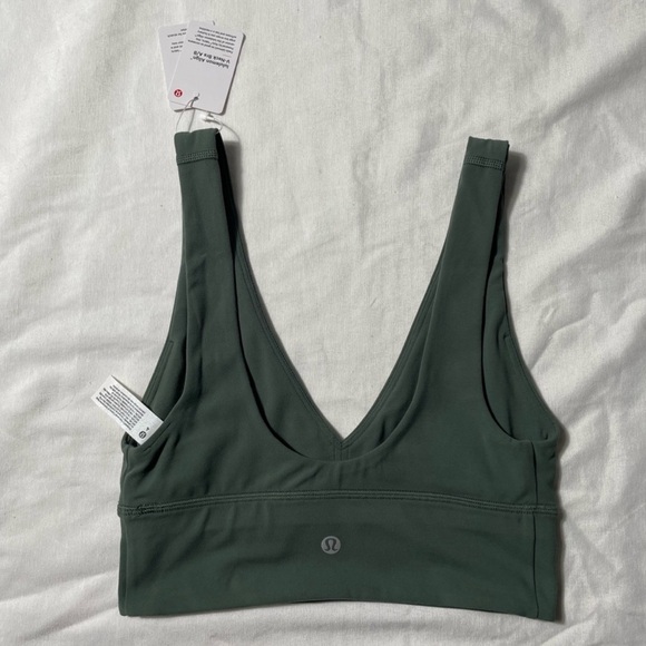 Lululemon Athletica V Neck align Bra A/B size 4 Green colored - Picture 2 of 2